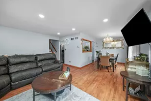 16323 Oxford Dr, Tinley Park, IL 60477 - Photo 5