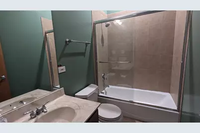 1738 W Belmont Avenue #3F, Chicago, IL 60657 - Photo 7