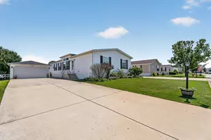 23025 Cog Hill Dr, Frankfort, IL 60423 - Photo 1