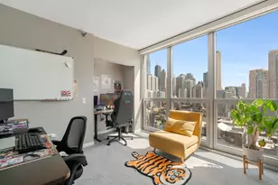 200 W Grand Ave, Chicago, IL 60654 - Photo 9