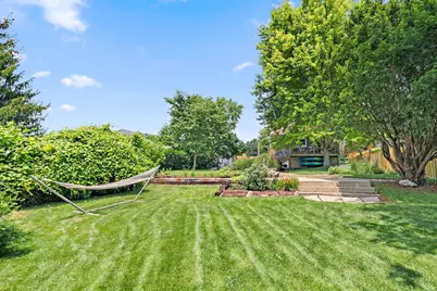 512 Barrington Avenue, East Dundee, IL 60118 - Photo 33