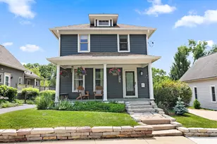 512 Barrington Ave, East Dundee, IL 60118 - Photo 1