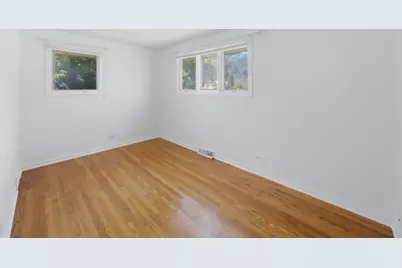 15W425 Victory Parkway, Elmhurst, IL 60126 - Photo 11