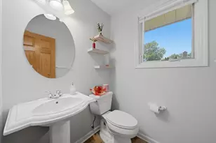 15W425 Victory Pkwy, Elmhurst, IL 60126 - Photo 7