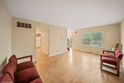 7318 Winthrop Way #4, Downers Grove, IL 60516 - Photo 5