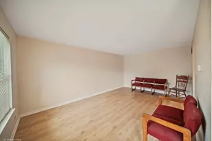 7318 Winthrop Way, Downers Grove, IL 60516 - Photo 7