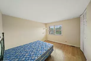 7318 Winthrop Way, Downers Grove, IL 60516 - Photo 11