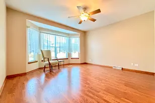 2 Suffolk Way, Grayslake, IL 60030 - Photo 11