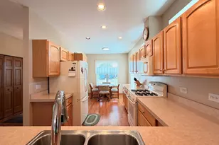 2 Suffolk Way, Grayslake, IL 60030 - Photo 7