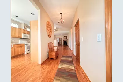 2 Suffolk Way, Grayslake, IL 60030 - Photo 3