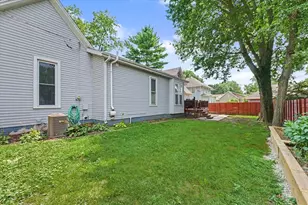 718 N Charter St, Monticello, IL 61856 - Photo 41