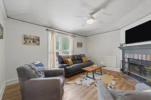 718 N Charter St, Monticello, IL 61856 - Photo 11