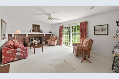 1217 Lake Shore Drive N, Barrington, IL 60010 - Photo 11
