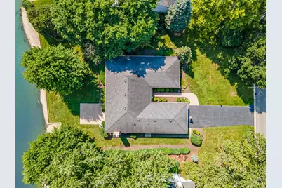 1217 Lake Shore Drive N, Barrington, IL 60010 - Photo 33