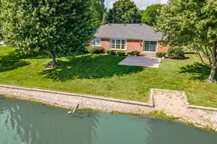 1217 Lake Shore Dr N, Barrington, IL 60010 - Photo 3