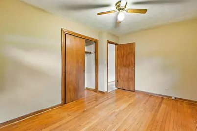 1025 Bode Road, Elgin, IL 60120 - Photo 15