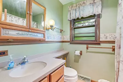 1025 Bode Road, Elgin, IL 60120 - Photo 17