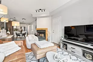 1518 W Superior St, Chicago, IL 60622 - Photo 9