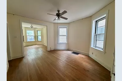 1738 W Byron Street, Chicago, IL 60613 - Photo 5