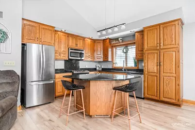 1337 Mabel Lane, Lake Holiday, IL 60548 - Photo 7