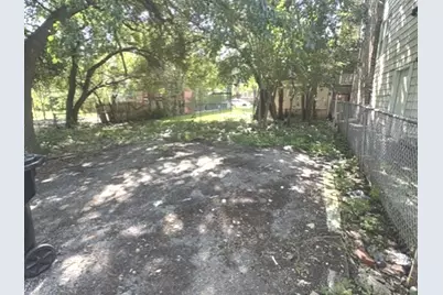 7837 S Dobson Avenue, Chicago, IL 60619 - Photo 35