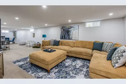 8500 Lawndale Avenue, Skokie, IL 60076 - Photo 23