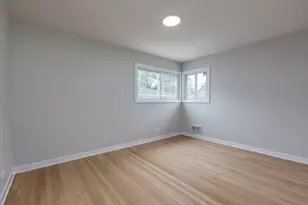 8500 Lawndale Ave, Skokie, IL 60076 - Photo 17