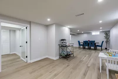8500 Lawndale Avenue, Skokie, IL 60076 - Photo 25