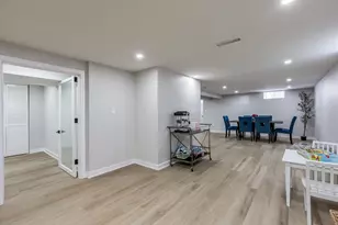 8500 Lawndale Ave, Skokie, IL 60076 - Photo 25