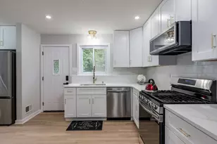 8500 Lawndale Ave, Skokie, IL 60076 - Photo 9