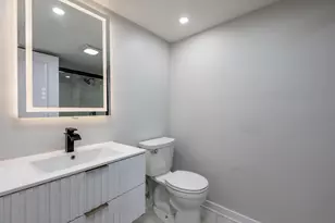 8500 Lawndale Ave, Skokie, IL 60076 - Photo 33