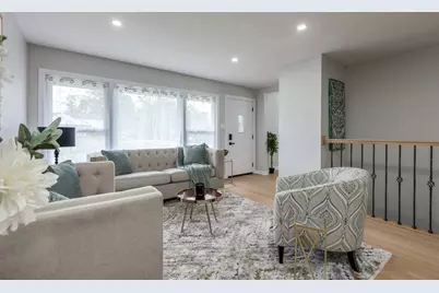 8500 Lawndale Avenue, Skokie, IL 60076 - Photo 5
