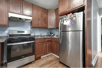 2009 W Birchwood Avenue, Chicago, IL 60645 - Photo 7