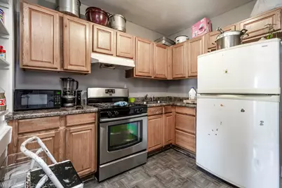 2009 W Birchwood Avenue, Chicago, IL 60645 - Photo 11