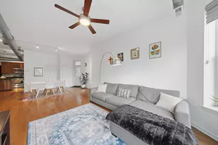 1048 W Foster Ave, Chicago, IL 60640 - Photo 5