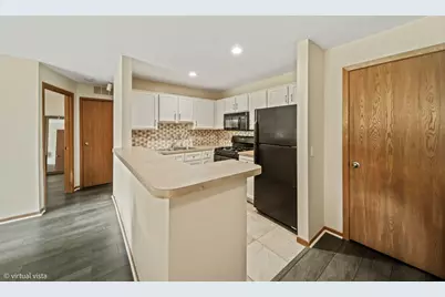 1328 Mc Dowell Road #103, Naperville, IL 60563 - Photo 5