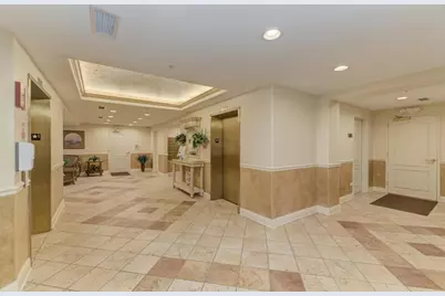 1 Itasca Place #211, Itasca, IL 60143 - Photo 5