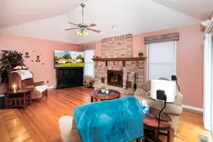 2470 Benton St, Palatine, IL 60067 - Photo 17