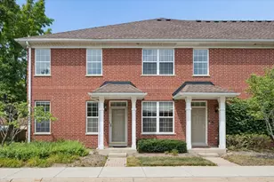 2351 Crystal Rd, Northbrook, IL 60062 - Photo 1