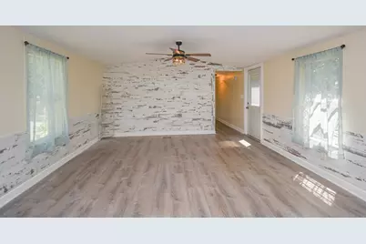 41561 N Sheridan Road #116, Zion, IL 60099 - Photo 5
