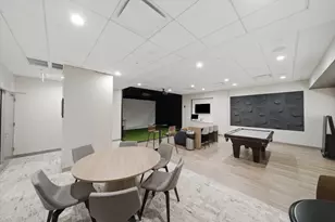 222 N Columbus Dr, Chicago, IL 60601 - Photo 17
