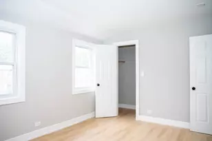 9737 S Merrill Ave, Chicago, IL 60617 - Photo 15