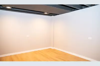 9737 S Merrill Avenue, Chicago, IL 60617 - Photo 15