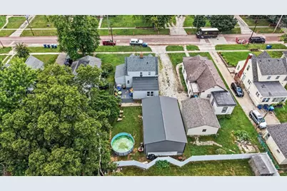 829 S Locust Street, Pontiac, IL 61764 - Photo 39