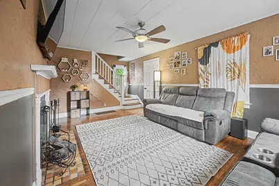 829 S Locust Street, Pontiac, IL 61764 - Photo 3