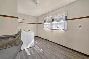 229 S Grace St, Lombard, IL 60148 - Photo 17