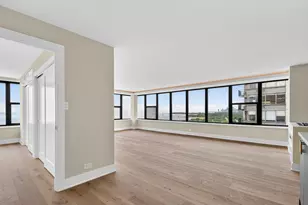 5801 N Sheridan Rd, Chicago, IL 60660 - Photo 3