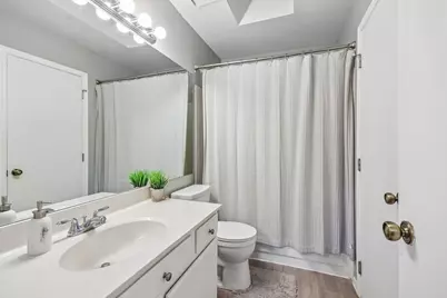 7353 Canterbury Place, Downers Grove, IL 60516 - Photo 15