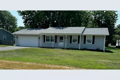 225 W Eisenhower Street, Waterman, IL 60556 - Photo 1