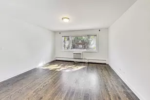 6000 N Winthrop Ave, Chicago, IL 60660 - Photo 3